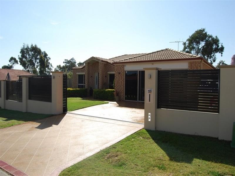 2 Blenheim Close, Forest Lake QLD 4078