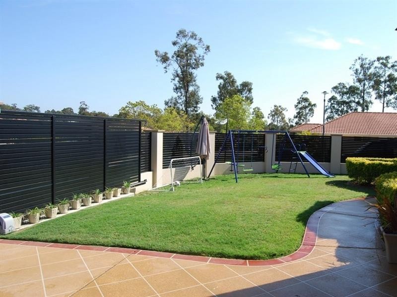 2 Blenheim Close, Forest Lake QLD 4078