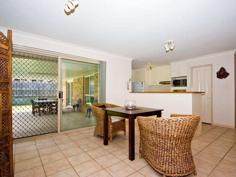 17 Bannister Place, Forest Lake QLD 4078