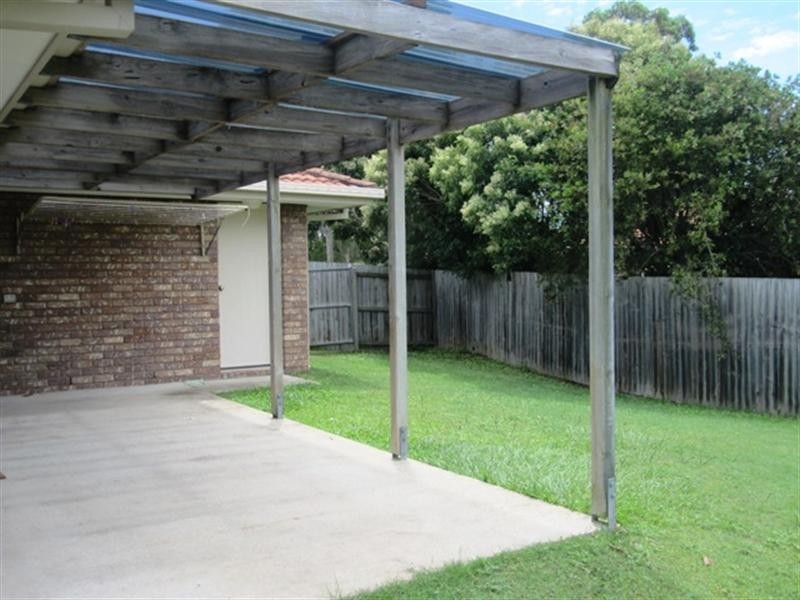 6 Winnecke Close, Forest Lake QLD 4078