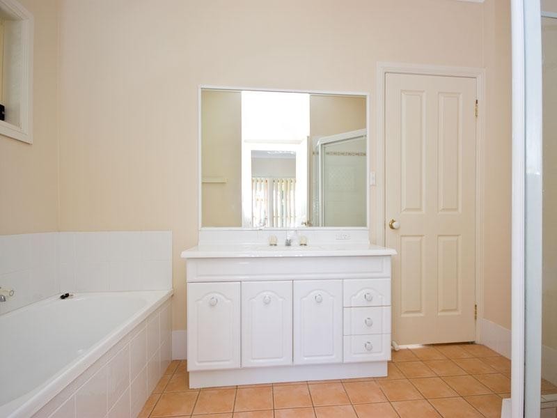 17 St Maurice Court, Springfield QLD 4300