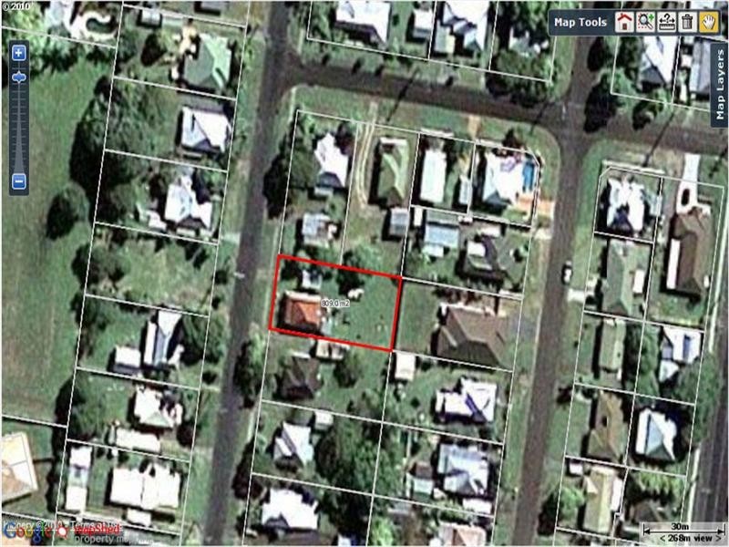 20 Russell Street, Silkstone QLD 4304