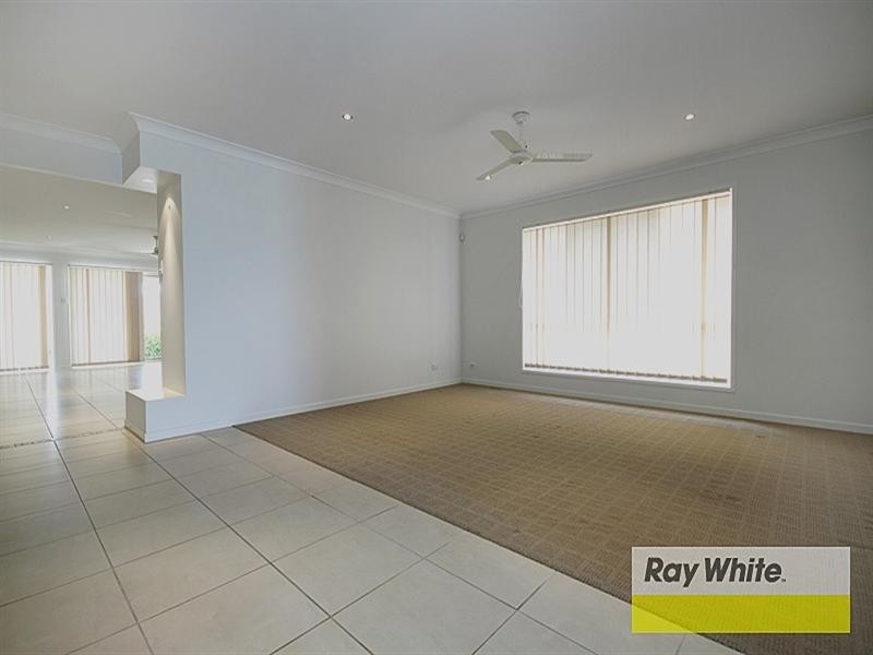 31 Gilberton Crescent, Forest Lake QLD 4078