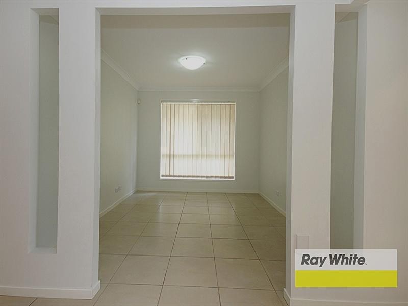 31 Gilberton Crescent, Forest Lake QLD 4078