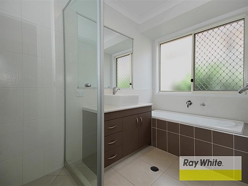 31 Gilberton Crescent, Forest Lake QLD 4078