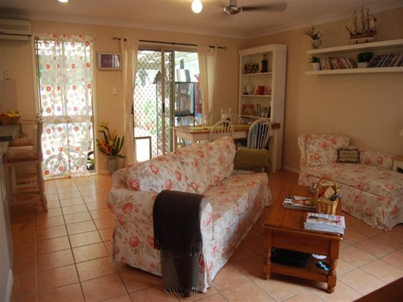 16 Phillip Place, Forest Lake QLD 4078