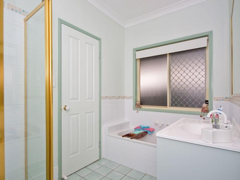 3 Joffre Place, Forest Lake QLD 4078