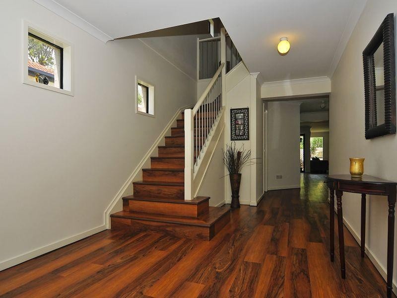 19 Hinchinbrook Circuit, Forest Lake QLD 4078