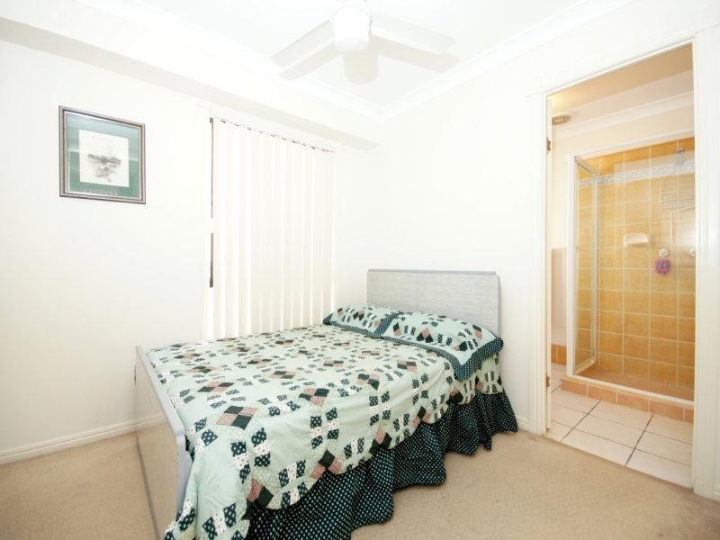 26 Booloumba Crescent, Forest Lake QLD 4078