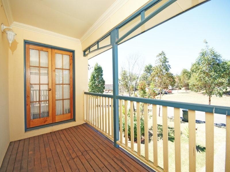 26 Booloumba Crescent, Forest Lake QLD 4078