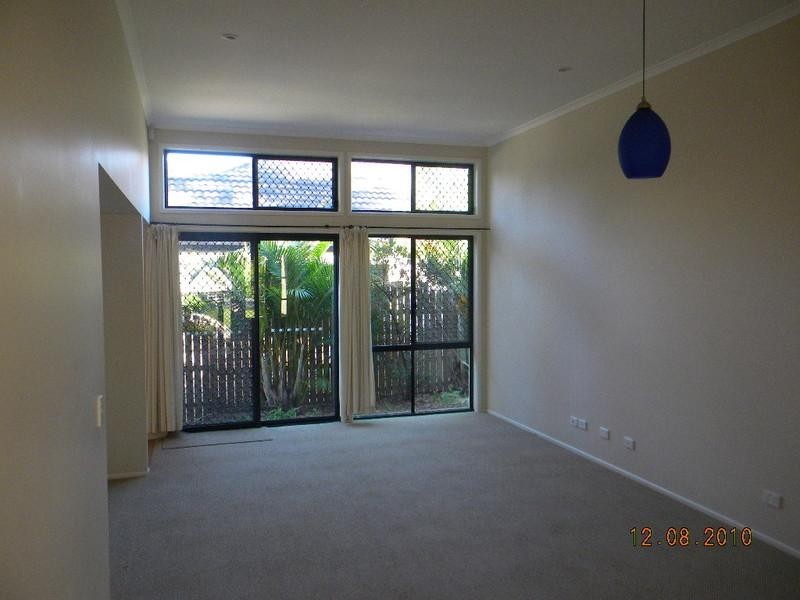 11 Kirribilli Crescent, Forest Lake QLD 4078