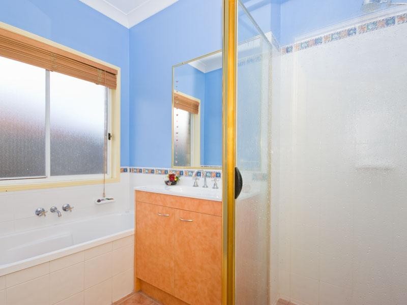 12 Starr Street, Forest Lake QLD 4078