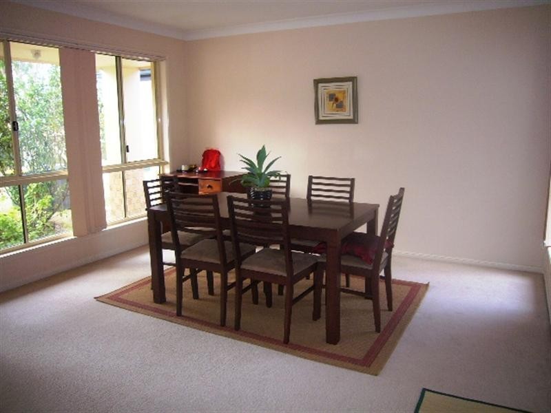 37 St James Street, Forest Lake QLD 4078