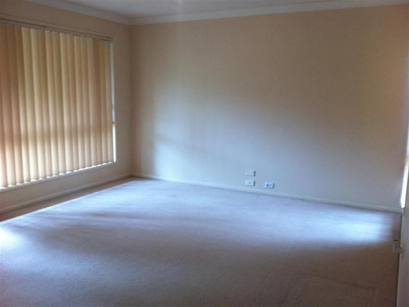 37 St James Street, Forest Lake QLD 4078