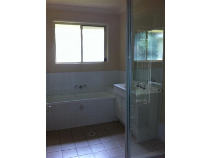 37 St James Street, Forest Lake QLD 4078