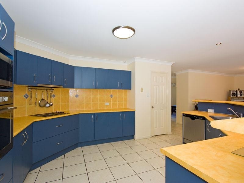 6 Tolmer Crescent, Forest Lake QLD 4078