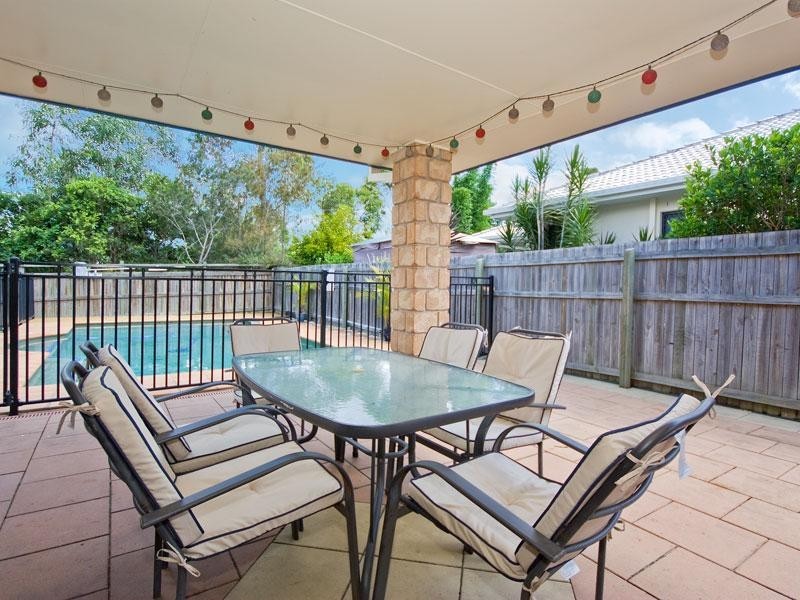 6 Tolmer Crescent, Forest Lake QLD 4078