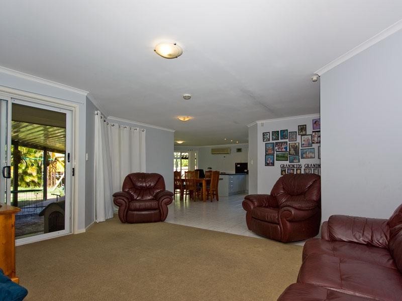 11 Victoria Close, Forest Lake QLD 4078