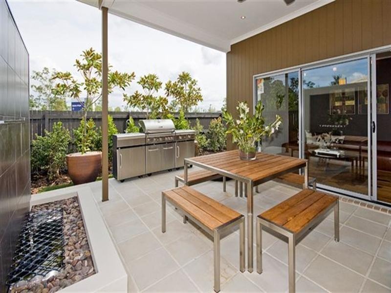 3 Tea Tree Street, Heathwood QLD 4110