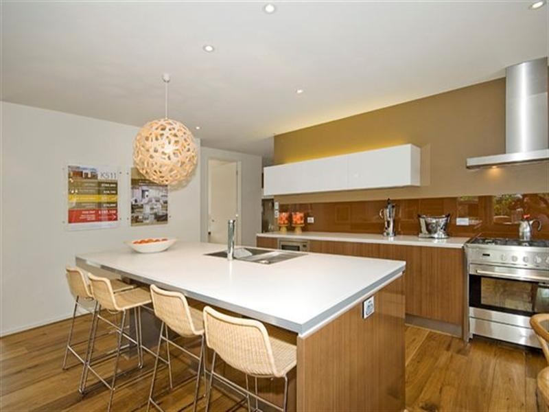 3 Tea Tree Street, Heathwood QLD 4110