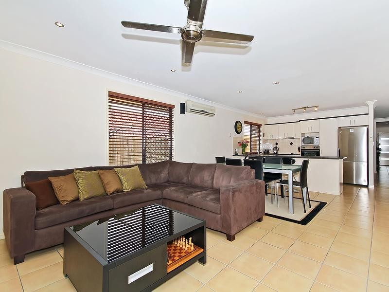 41 Kondalilla Parade, Forest Lake QLD 4078