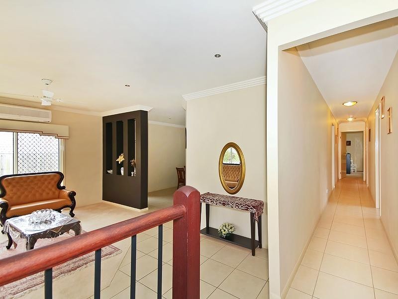 44 Parkwood Drive, Heathwood QLD 4110