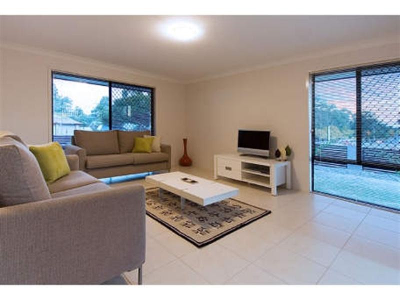 33 Philong Street, Doolandella QLD 4077