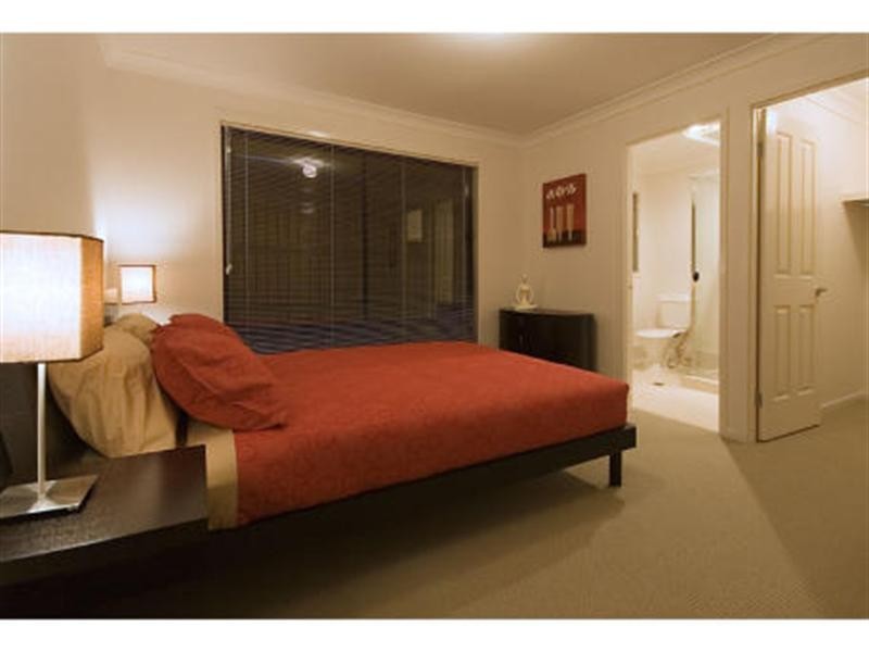 33 Philong Street, Doolandella QLD 4077