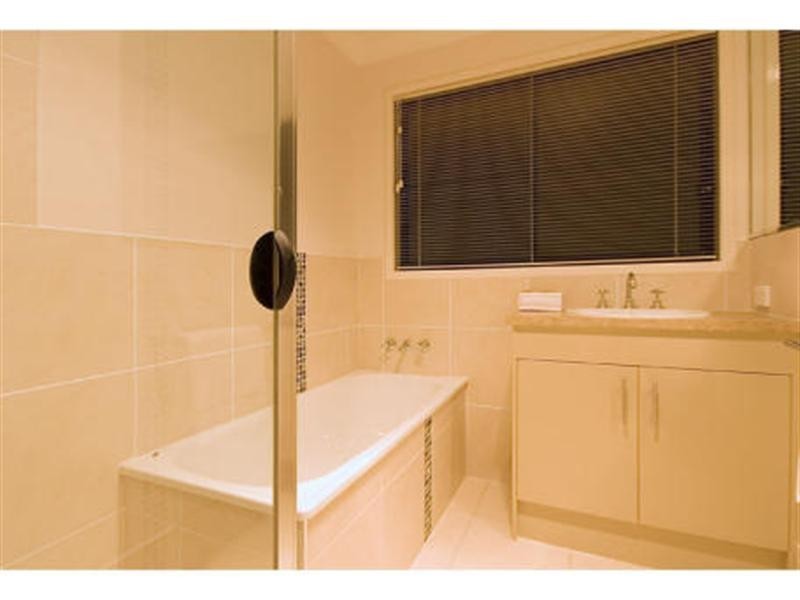 33 Philong Street, Doolandella QLD 4077