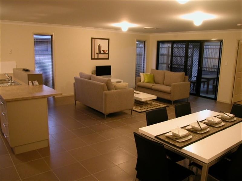 33 Philong Street, Doolandella QLD 4077