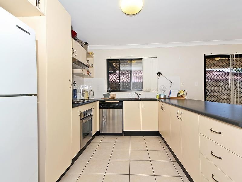 10 Belmore Crescent, Forest Lake QLD 4078
