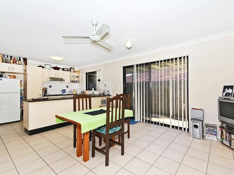 10 Belmore Crescent, Forest Lake QLD 4078