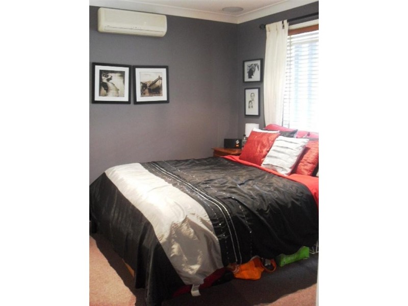 36 Clarendon Circuit, Forest Lake QLD 4078