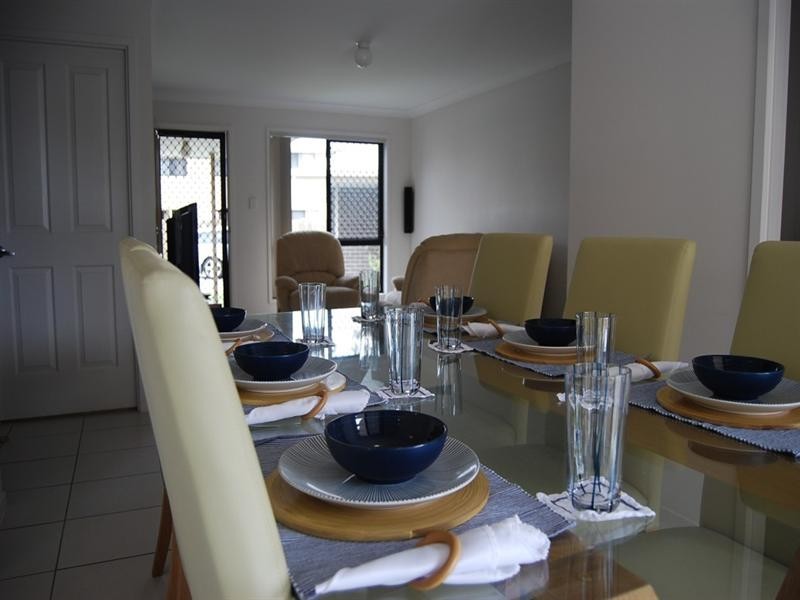 28/2 Sienna Street, Forest Lake QLD 4078