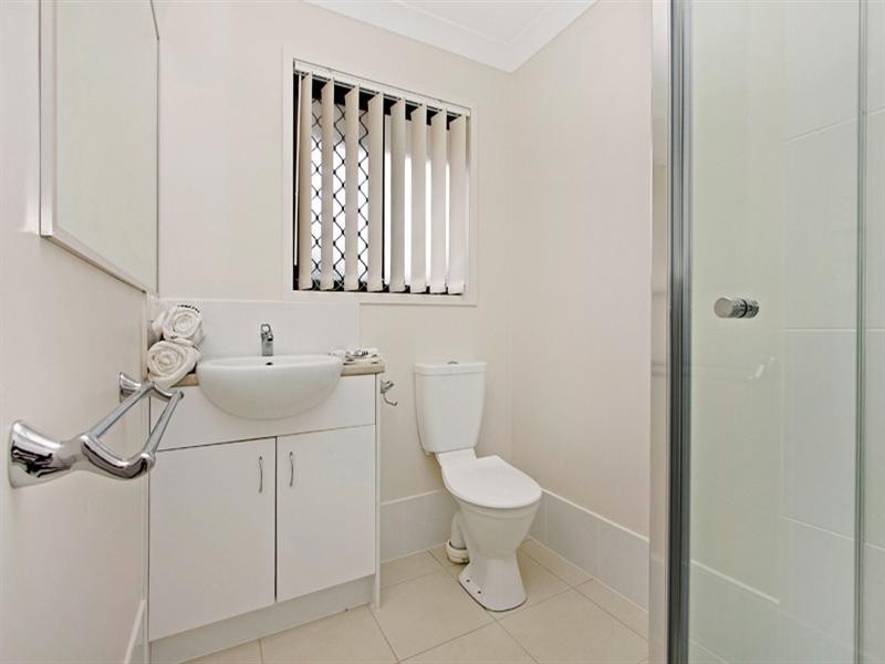 28/2 Sienna Street, Forest Lake QLD 4078