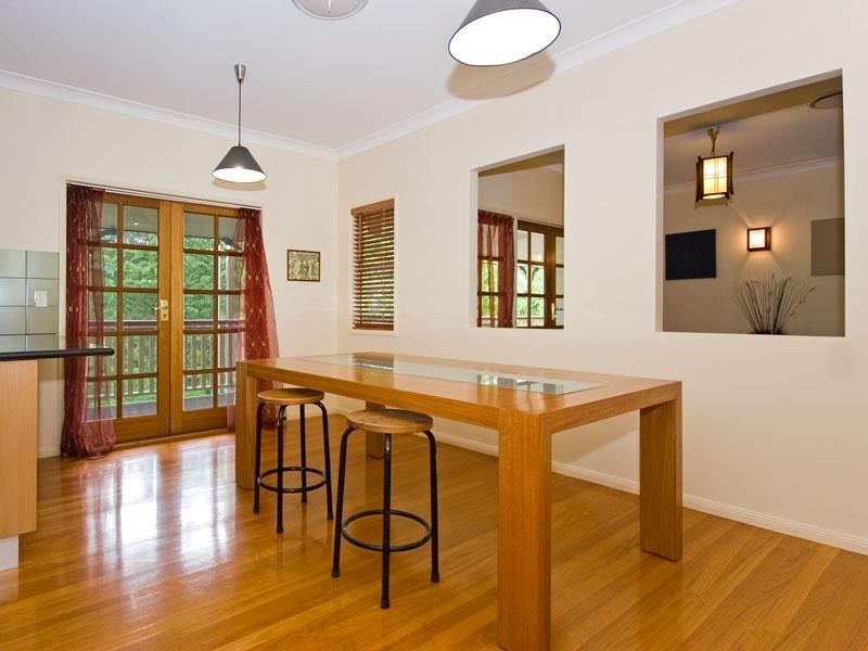 18 Canterbury Close, Forest Lake QLD 4078