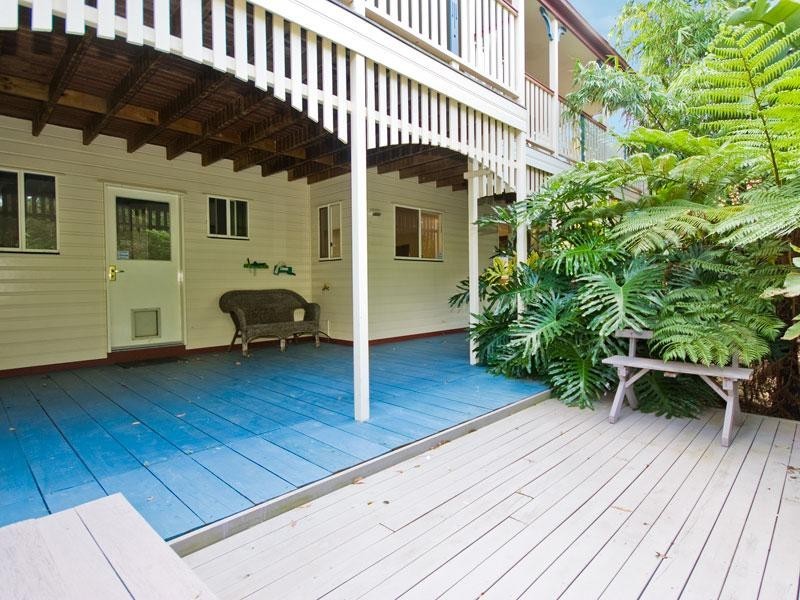 18 Canterbury Close, Forest Lake QLD 4078