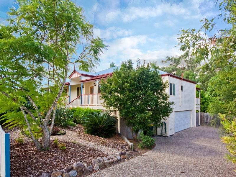 18 Canterbury Close, Forest Lake QLD 4078