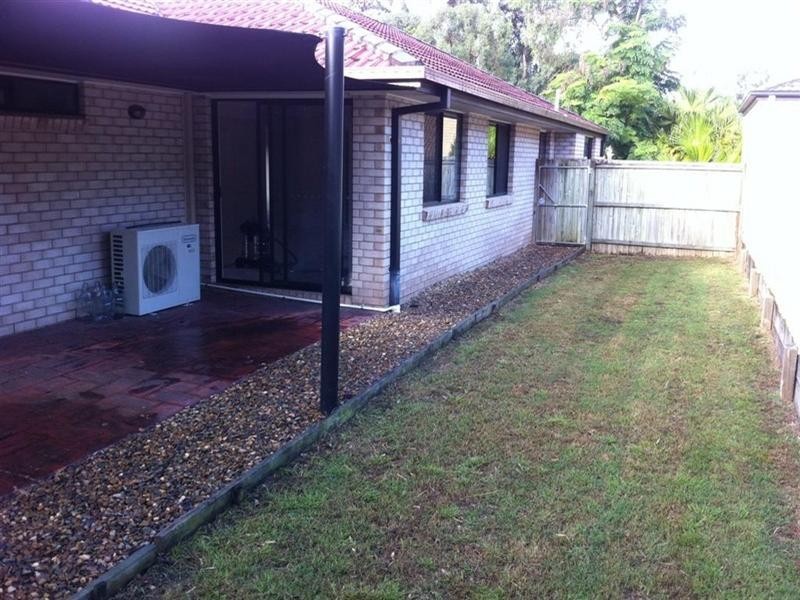 9 Hyde Place, Forest Lake QLD 4078
