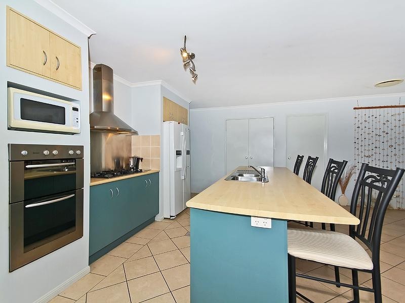 35 Kondalilla Parade, Forest Lake QLD 4078