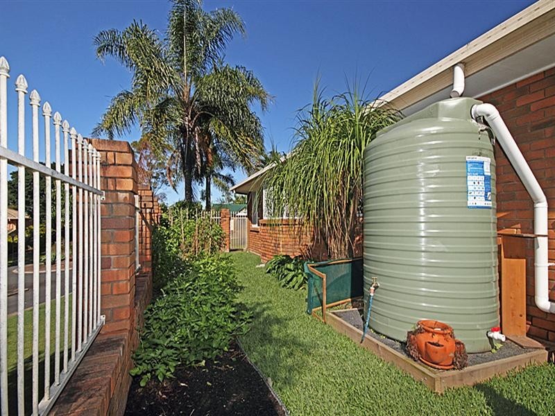 14 Barrier Place, Forest Lake QLD 4078