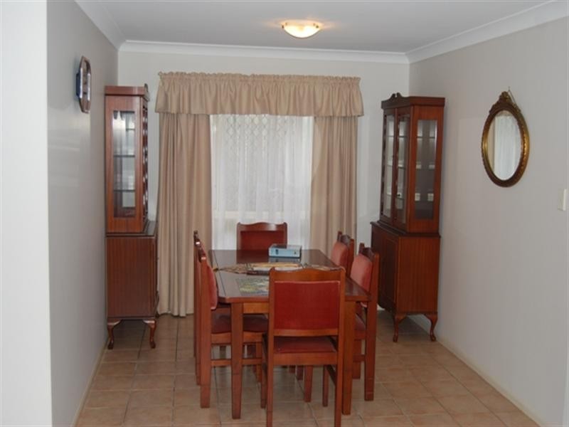 5 Columbus Place, Forest Lake QLD 4078