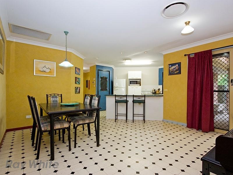 25 Beaufront Place, Forest Lake QLD 4078