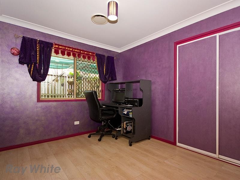 25 Beaufront Place, Forest Lake QLD 4078