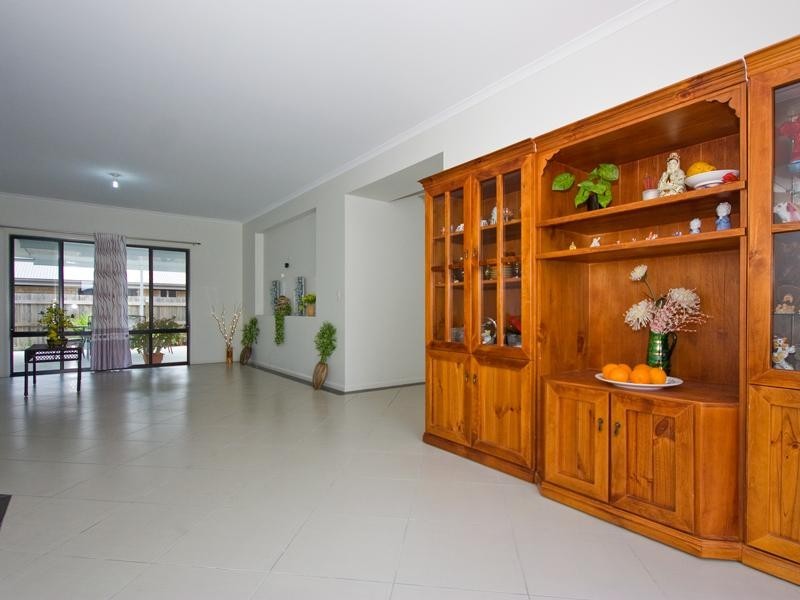 66 Gardenia Circuit, Heathwood QLD 4110