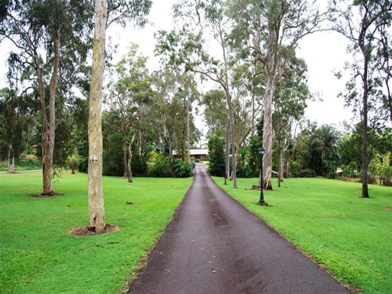 60 and 70 Brookside Street, Doolandella QLD 4077