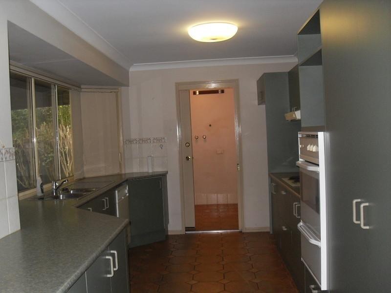 86 Jindabyne Circuit, Forest Lake QLD 4078