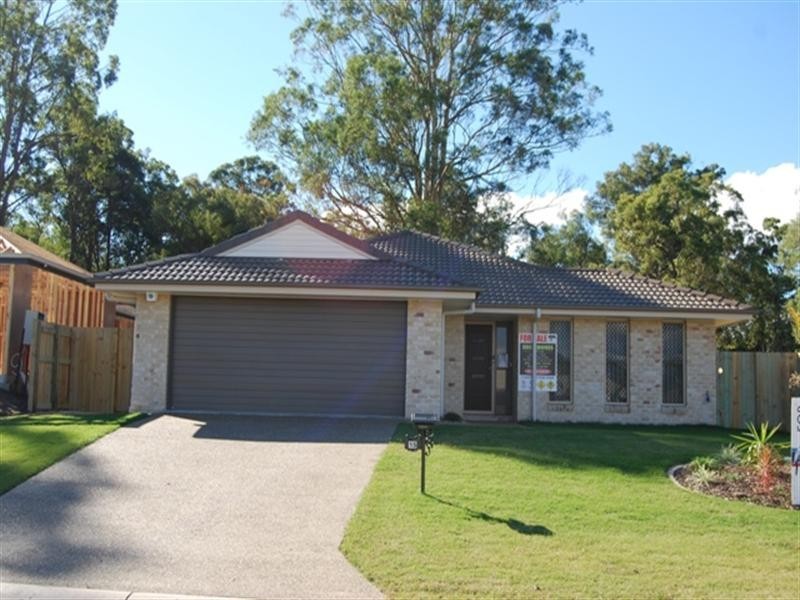 15 Dily Street, Hillcrest QLD 4118