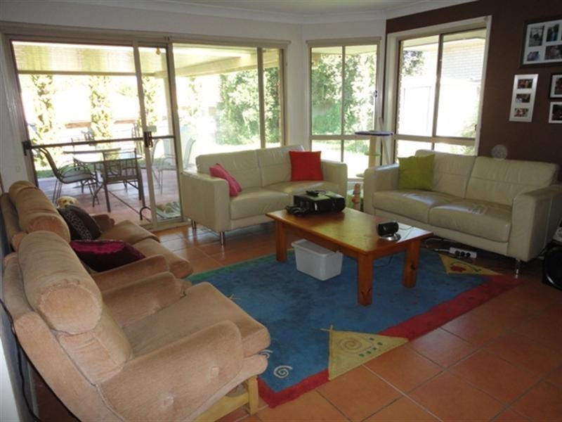 4 Glider Close, Doolandella QLD 4077