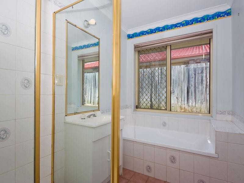 100 Wallaroo Way, Doolandella QLD 4077